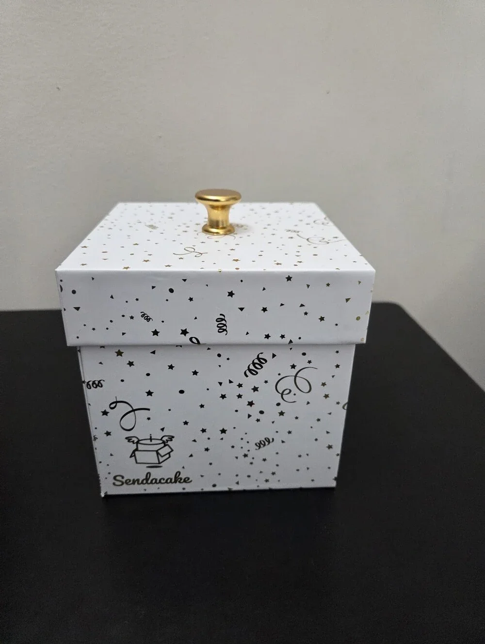 Send A Cake Explosion Box + 22 Greeting Cards & Birthday Party Bundle